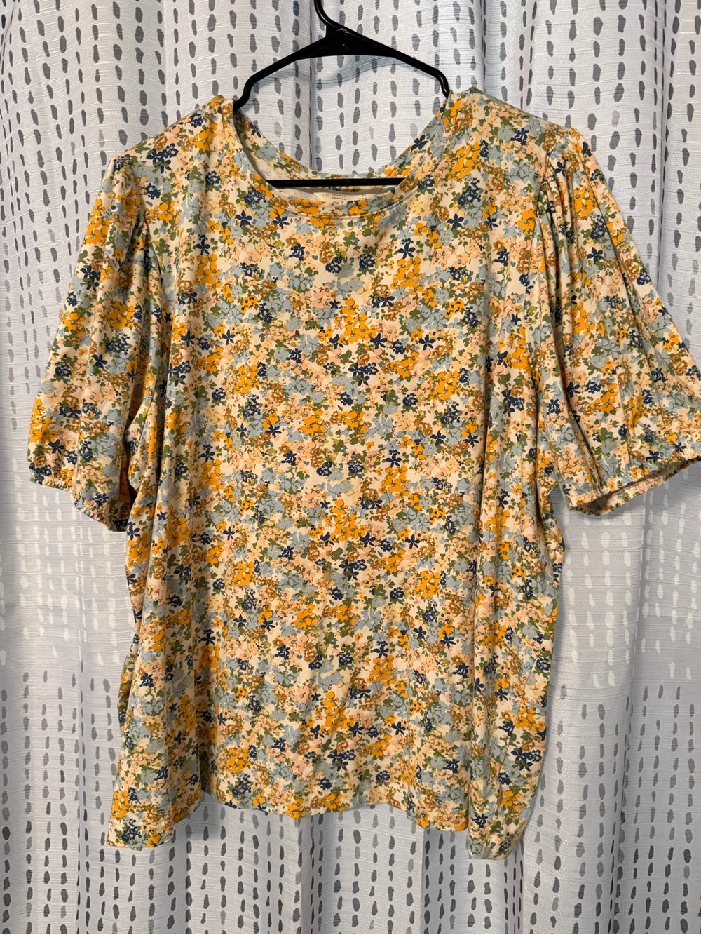 LC Lauren Conrad Yellow Floral Puff-Sleeve Blouse
